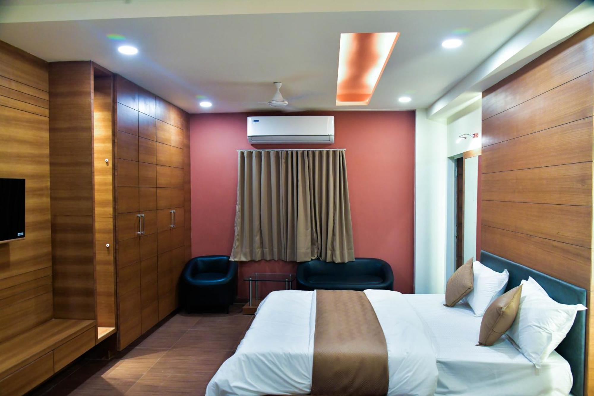 Hotel Ashooka Inn Gandhinagar Exterior photo